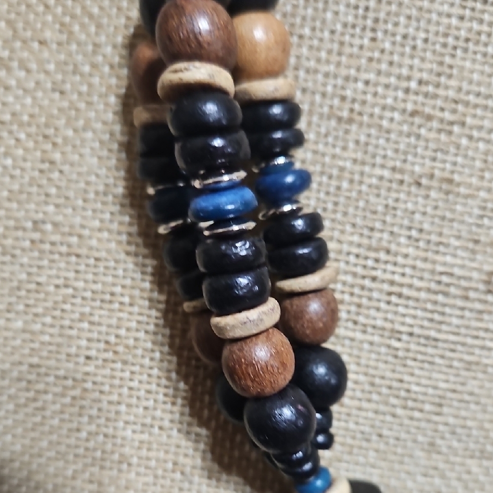 Lee Sands Handcrafted Egyptian Style Necklace with Black and Brown Beads - Picture 3 of 8